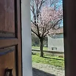 Hébergement de vacances La Casa Rossa -dimora Di Campagna Montechiaro D'acqui