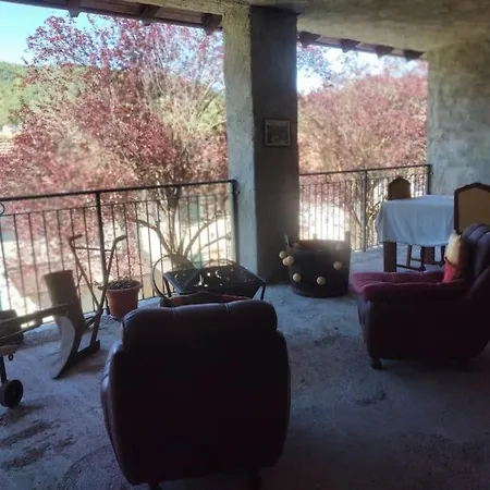 Casa de Férias La Casa Rossa -dimora Di Campagna *