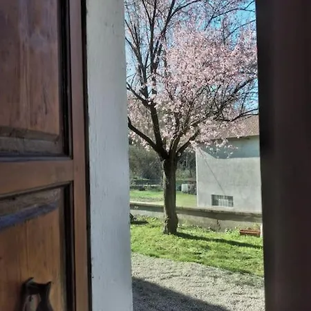 Dom wakacyjny La Casa Rossa -dimora Di Campagna Montechiaro D'acqui