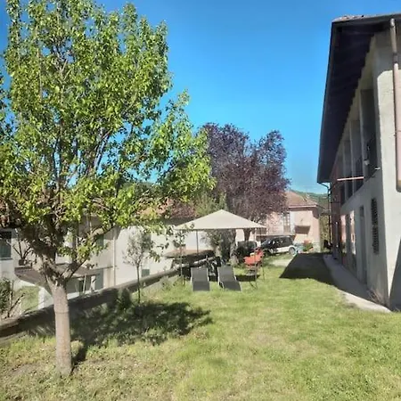 Casa de Férias La Casa Rossa -dimora Di Campagna Montechiaro D'acqui
